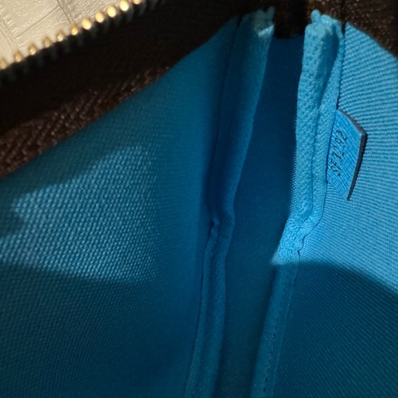 NWT LV mini Pochette Christmas collection 2022! - Picture 7 of 16